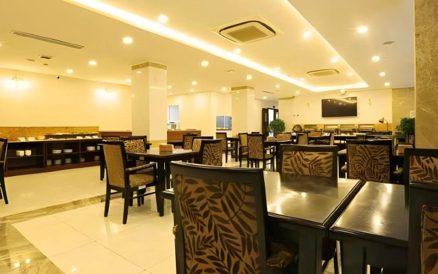 Dong Kinh Hotel