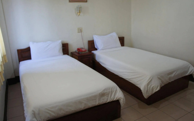 Sisavath Hotel