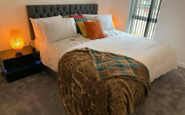 Stunning 2-bed Apartment in Grays