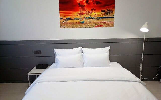 Hi&Hotel