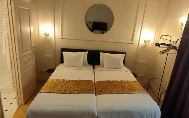 Hotel Clery