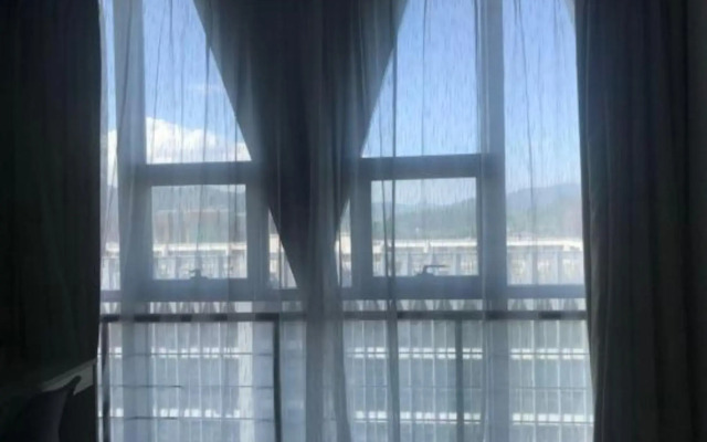 Guanlan Hotel