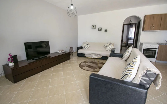 Violeta Apartment by Rentalspro