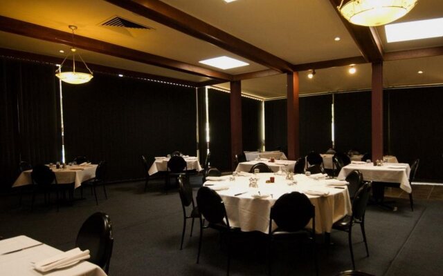 Rockhampton Plaza Hotel International