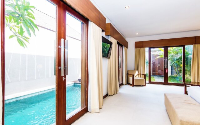 ZEN Premium Umalas Bumbak Villa