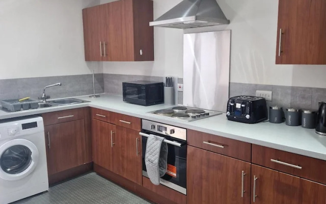 Remarkable 2-bed Apartment in Central Liverpool