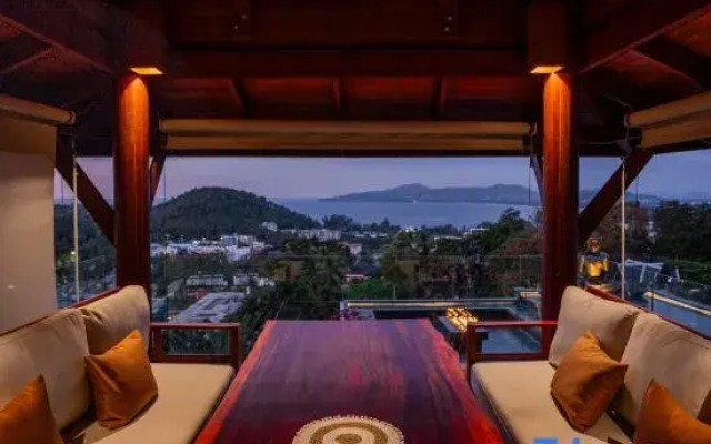 Villa ZeniMo, Surin Beach, pool, 9 BR 18 guests