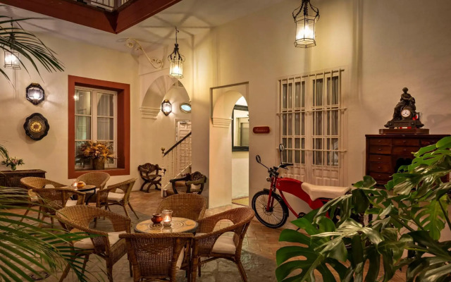 Hotel Las Casas de El Arenal by Casas y Palacios