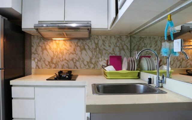 Modern Look Studio Apartment At Capitol Park Residence