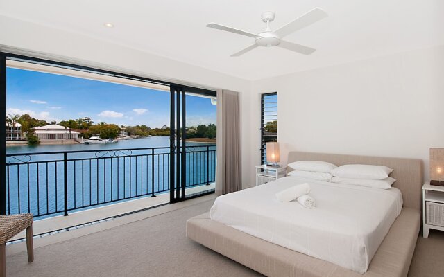 Weyba Quays