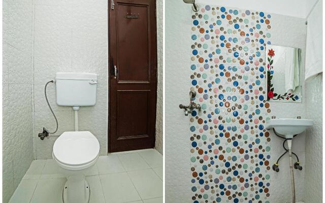 OYO 13730 Hotel Balram