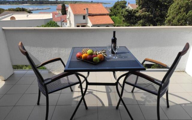 Apartments Nives - great location