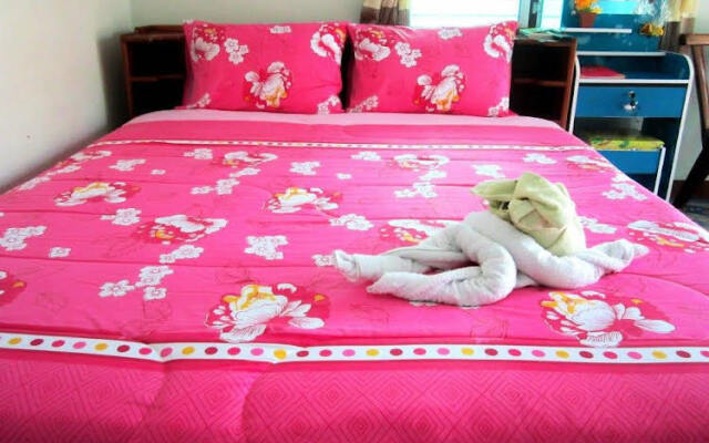 Baansuanjarean Resort