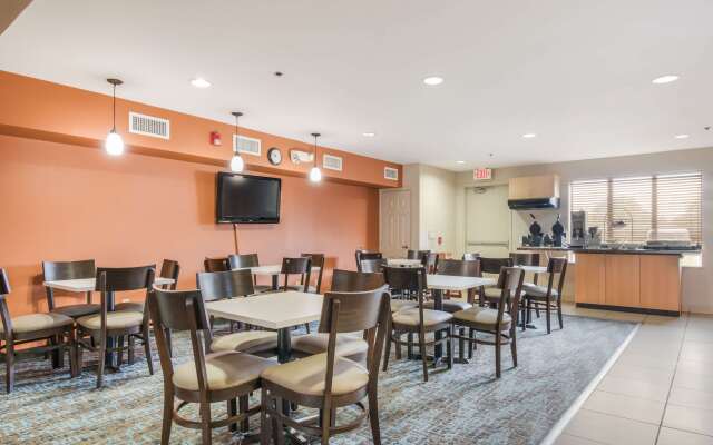 Sleep Inn & Suites Ronks - Lancaster Area