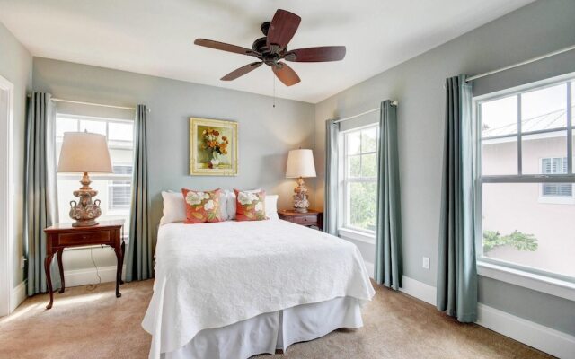 Grandview Heights Vacation Homes – Grey Mist