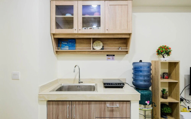 New Furnished and Comfy 2BR at Meikarta Apartment