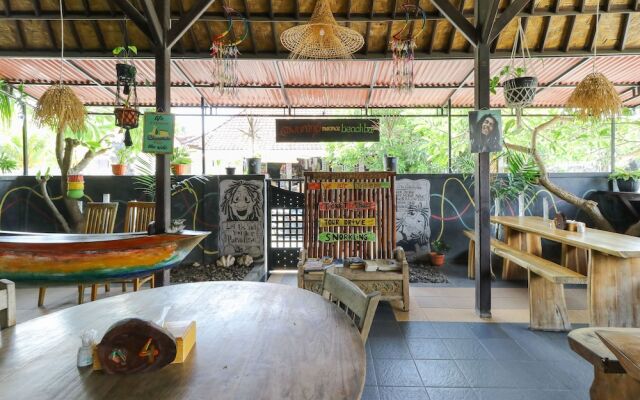 Maemae Beach House
