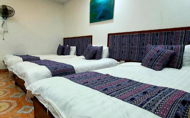 Truc Lam Hotel