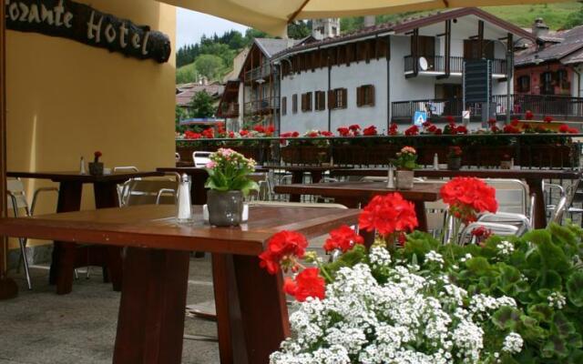 Albergo Ristorante La Ginestra