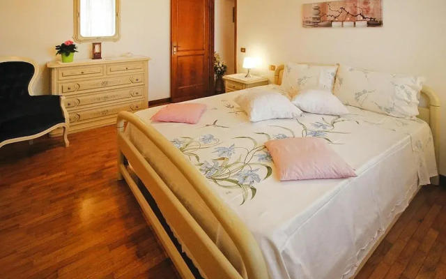 Holiday Home in Versilia Near Sandy Beaches
