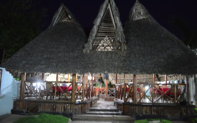 Vamos Hotel Mikumi