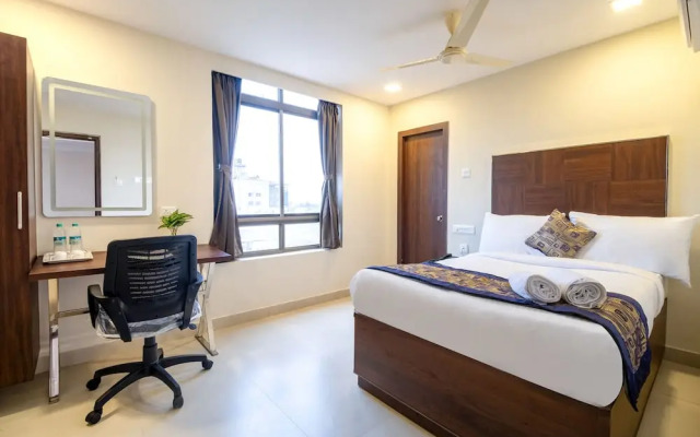 Monday Hotels - Swarna's The Capital