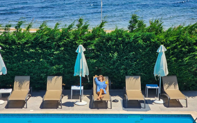 Elysion Hotel
