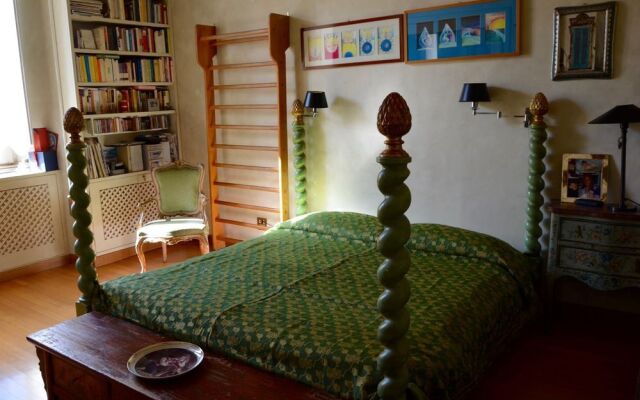 Exclusive Cairoli Apartment