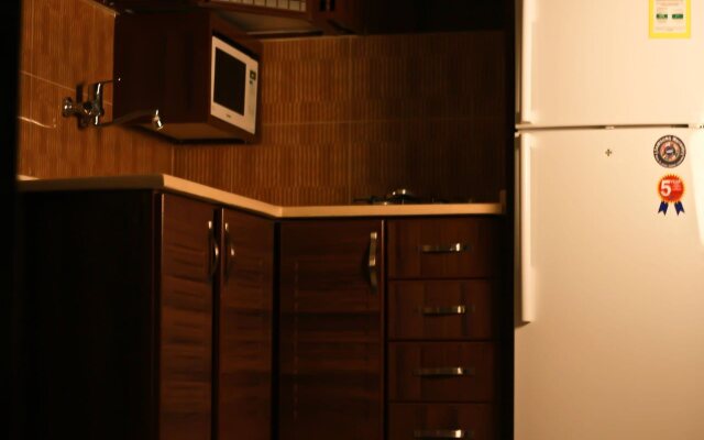Rest Night Serviced Apartments - AL Nafal