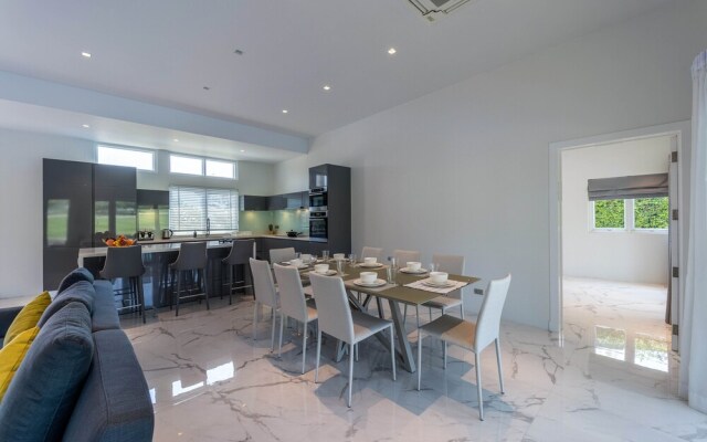 High-End Villa on Golf Course -BMG3, Hua Hin