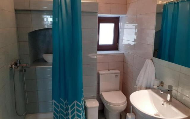 Mama's Home, Kallirachi Village