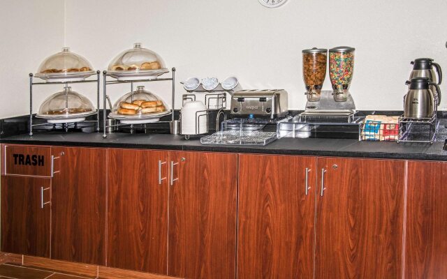 Sleep Inn DeWitt - Lansing North