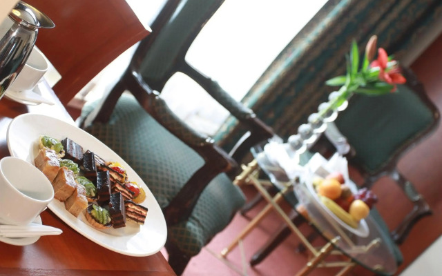Grand Palace Hotel