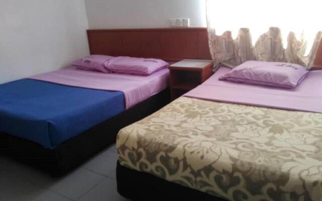 OYO 90739 Dung Fang Hotel