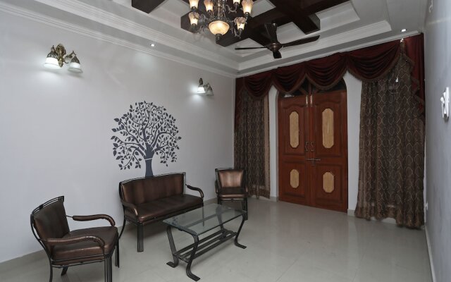 OYO 13293 Home Luxury Villa Canal Road