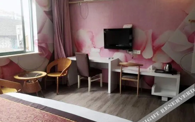 Yian Hotel (Zhuji Datang store)