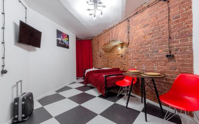 Всем Дом на набережной Макарова 16/2