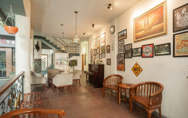 RedDoorz Plus near Universitas Indonesia