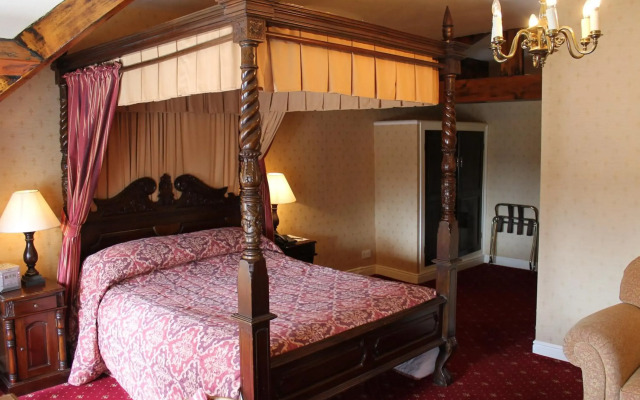 Oakwood Hall