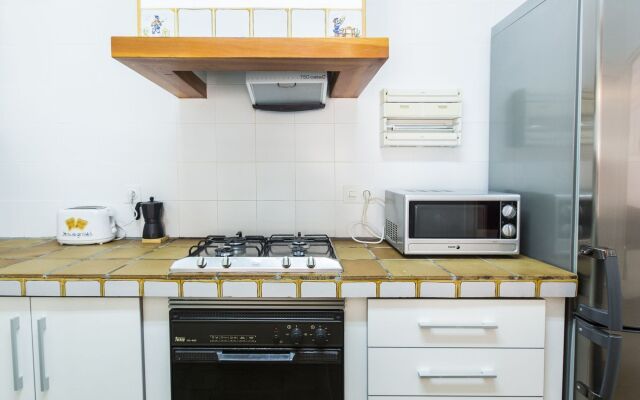 Total Valencia Charming