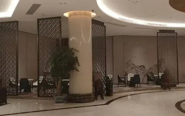 Huayun Hotel