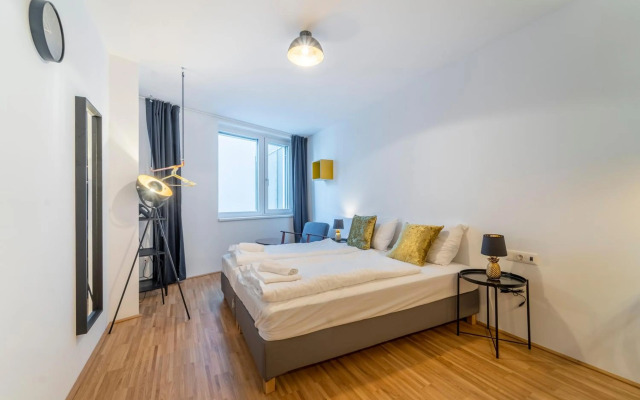 RHC Central Station Premium Apartments | contactless check-in