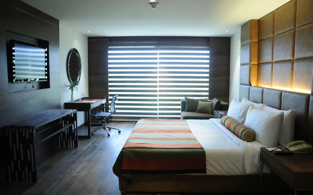 The Lalit Chandigarh