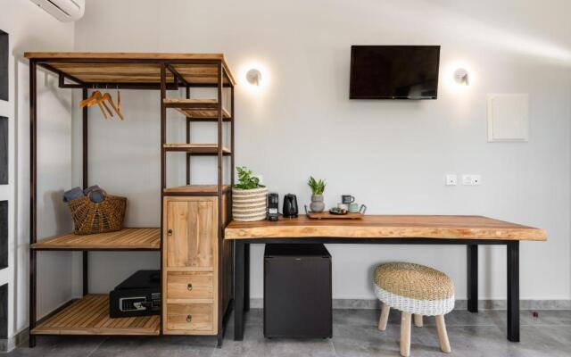 #FLH - "Four Olives" Luxury Rooms