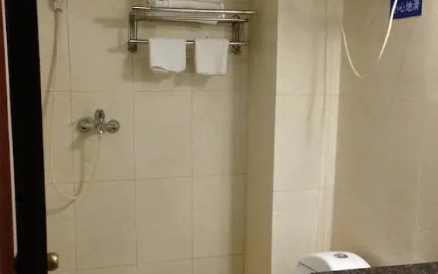 Wen Ping Business Hotel