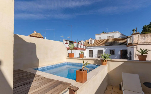 Alcazar Pool Villa by Valcambre