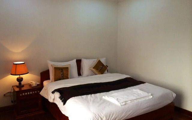 Emerald BB Battambang Hotel