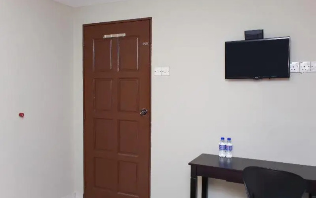 Prima Saujana Budget Hotel by Rooms