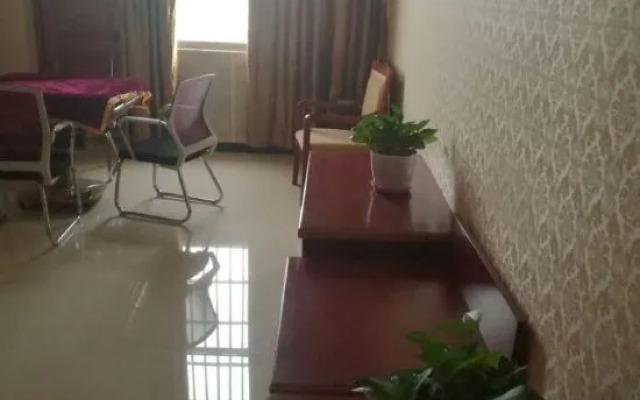 Qiubei Waterside Hotel