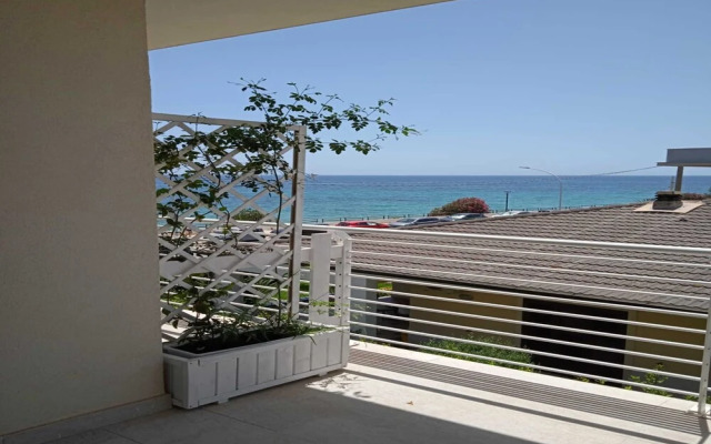 Acquamarina Apartment On Sea Shore